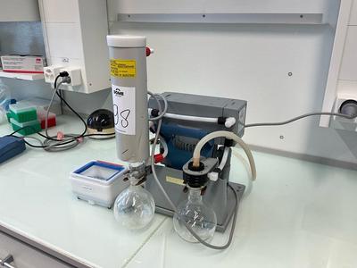 Photo d'aperçu de vacuubrand PC 520 two-stage diaphragm pump
